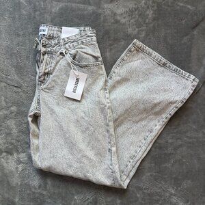 NWT DISCLOSURE Women’s White Black Acid Wash Mid Rise Wide Leg Size 27